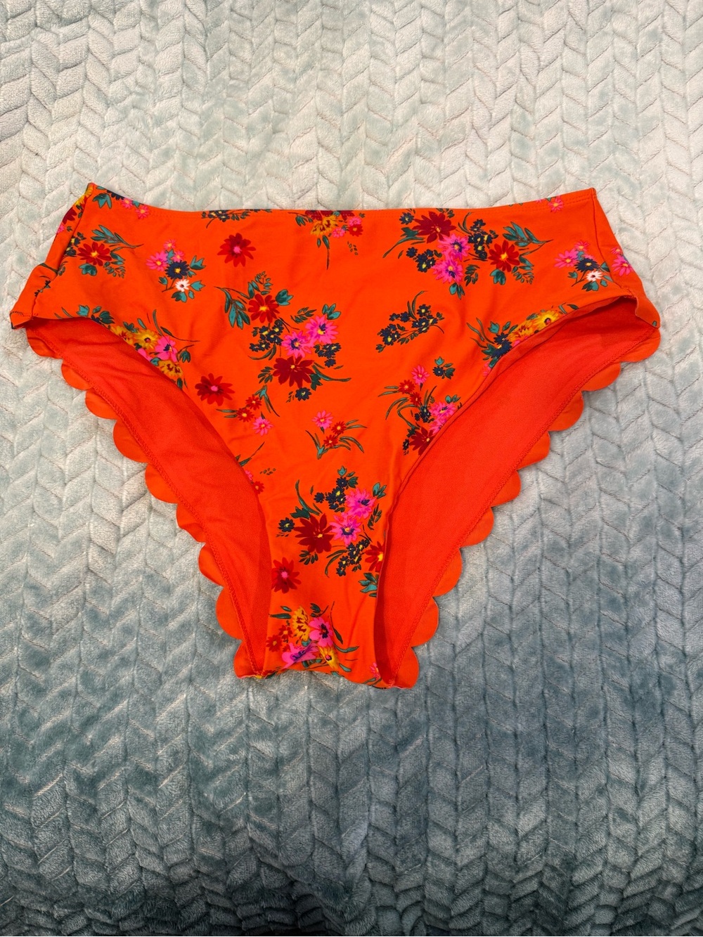 Xhilaration Bright Orange Floral Scalloped Bikini Top
